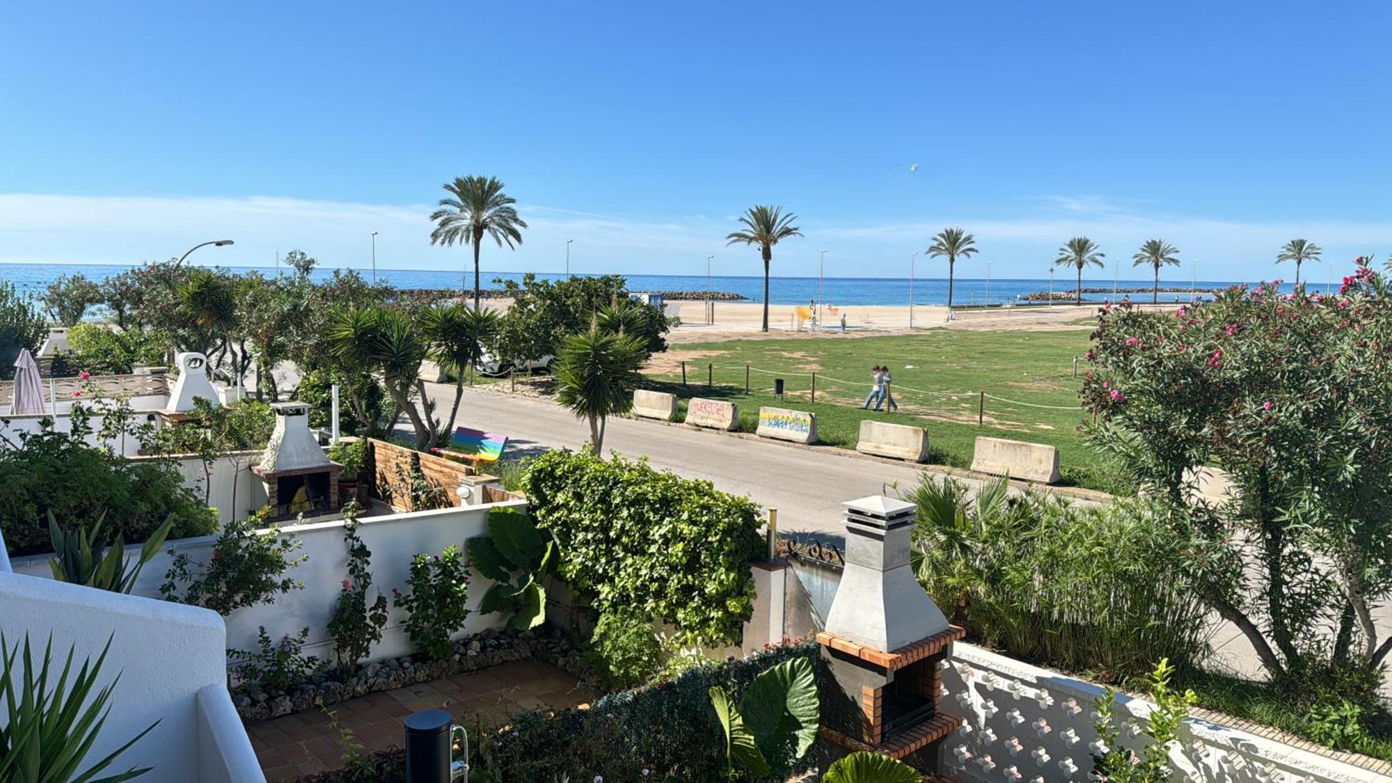 Espectacular Sunny House In The Beach Cunit Exterior photo